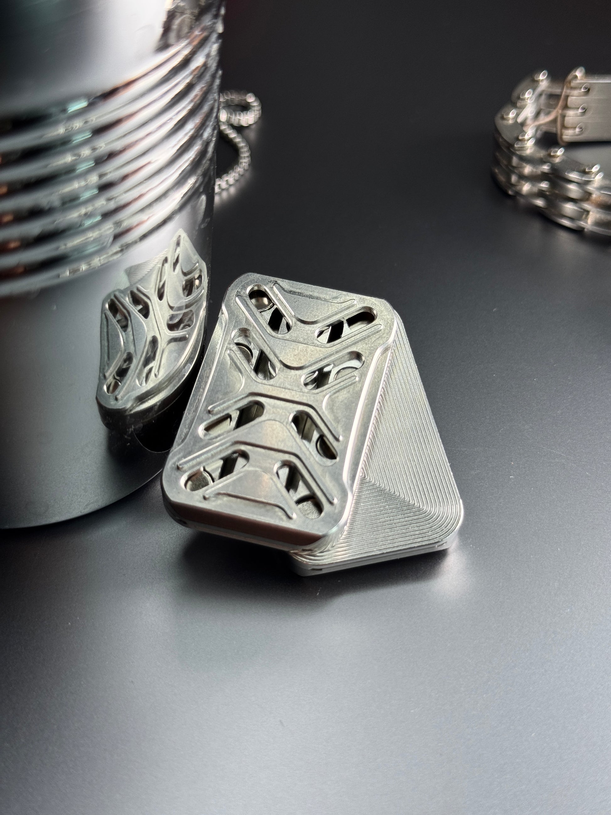 TACTIQLab. x INFINITE SLIDER - EXOSKELETON