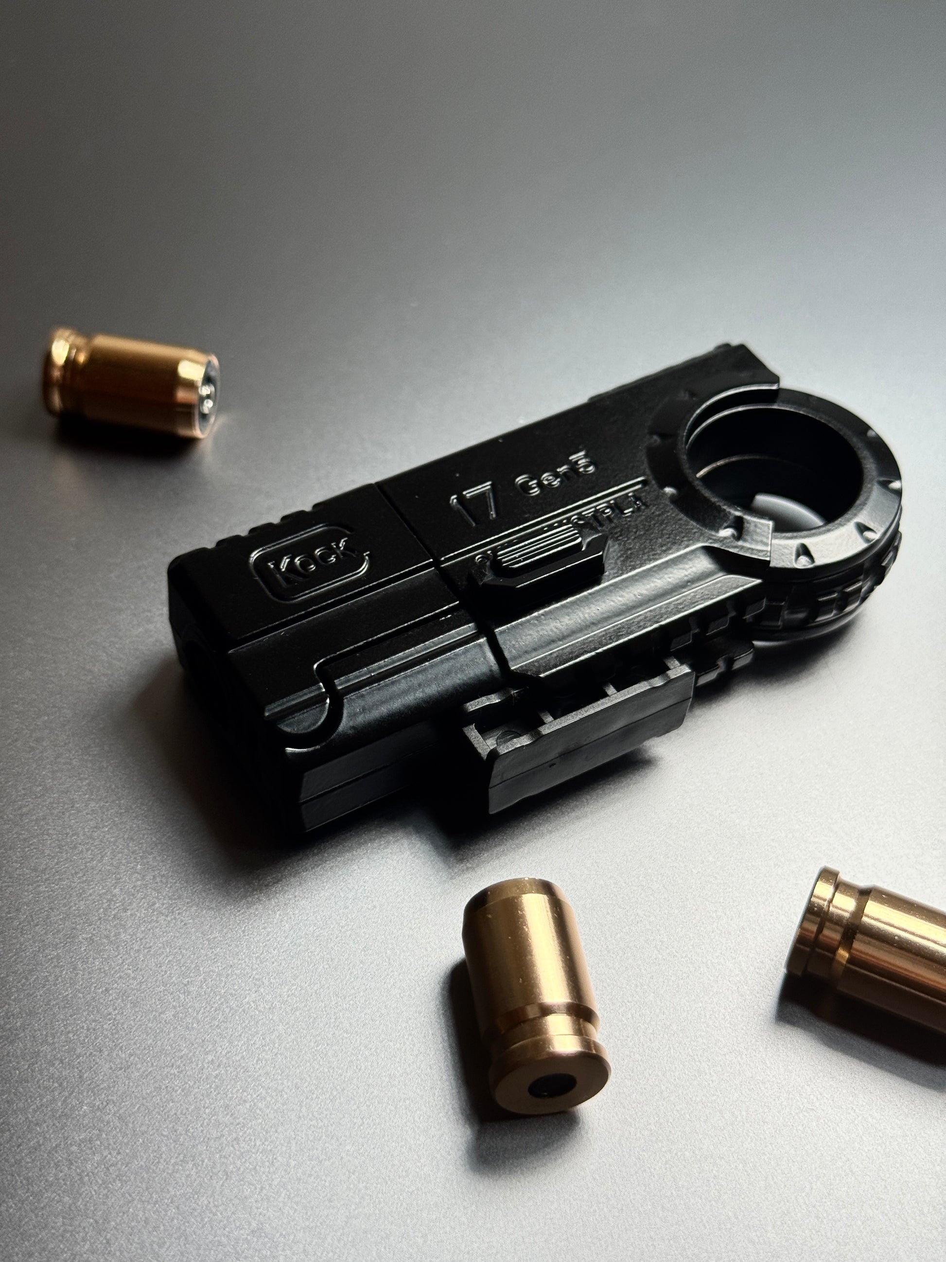 TACTIQLab. x FIDGET GADGET - BOLT