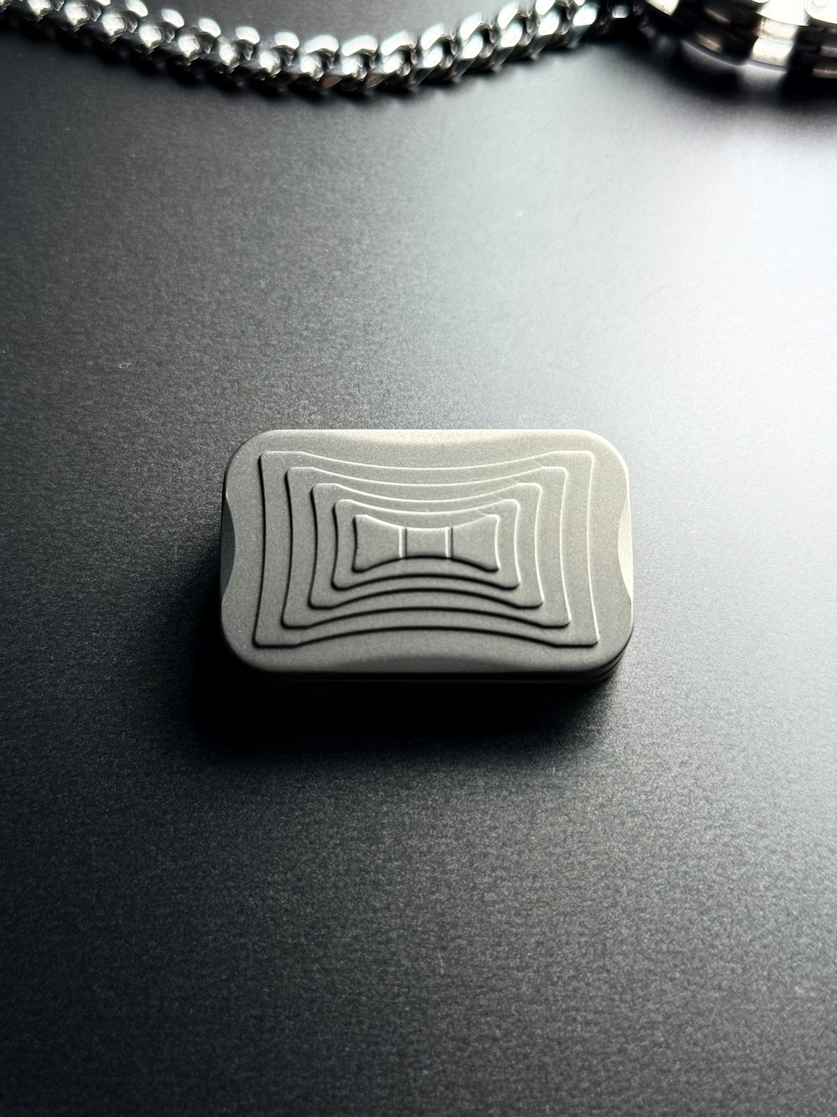 TACTIQLab. x INFINITE SLIDER - CONTOUR