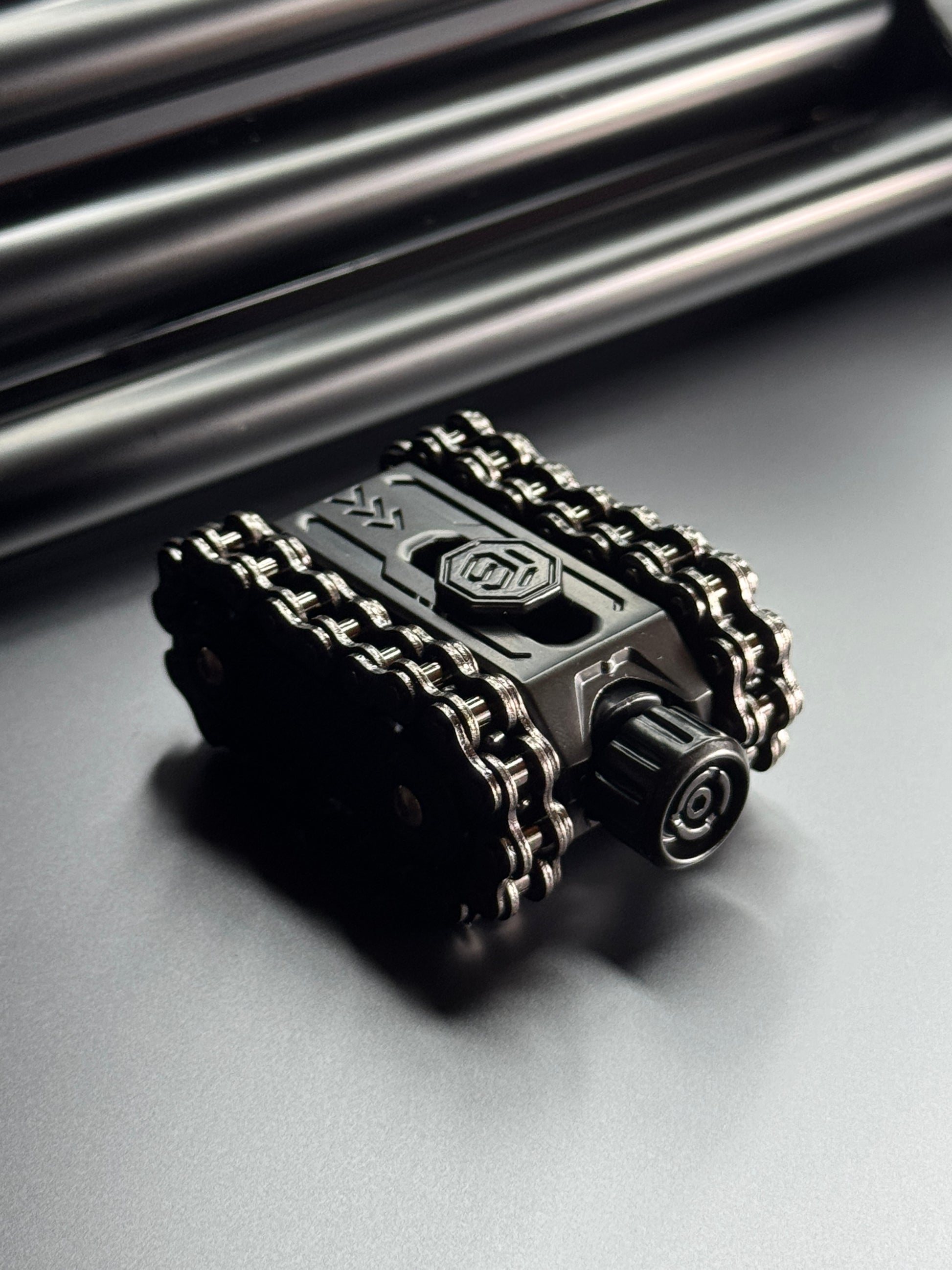 TACTIQLab. x Fidget Gadget - Tank