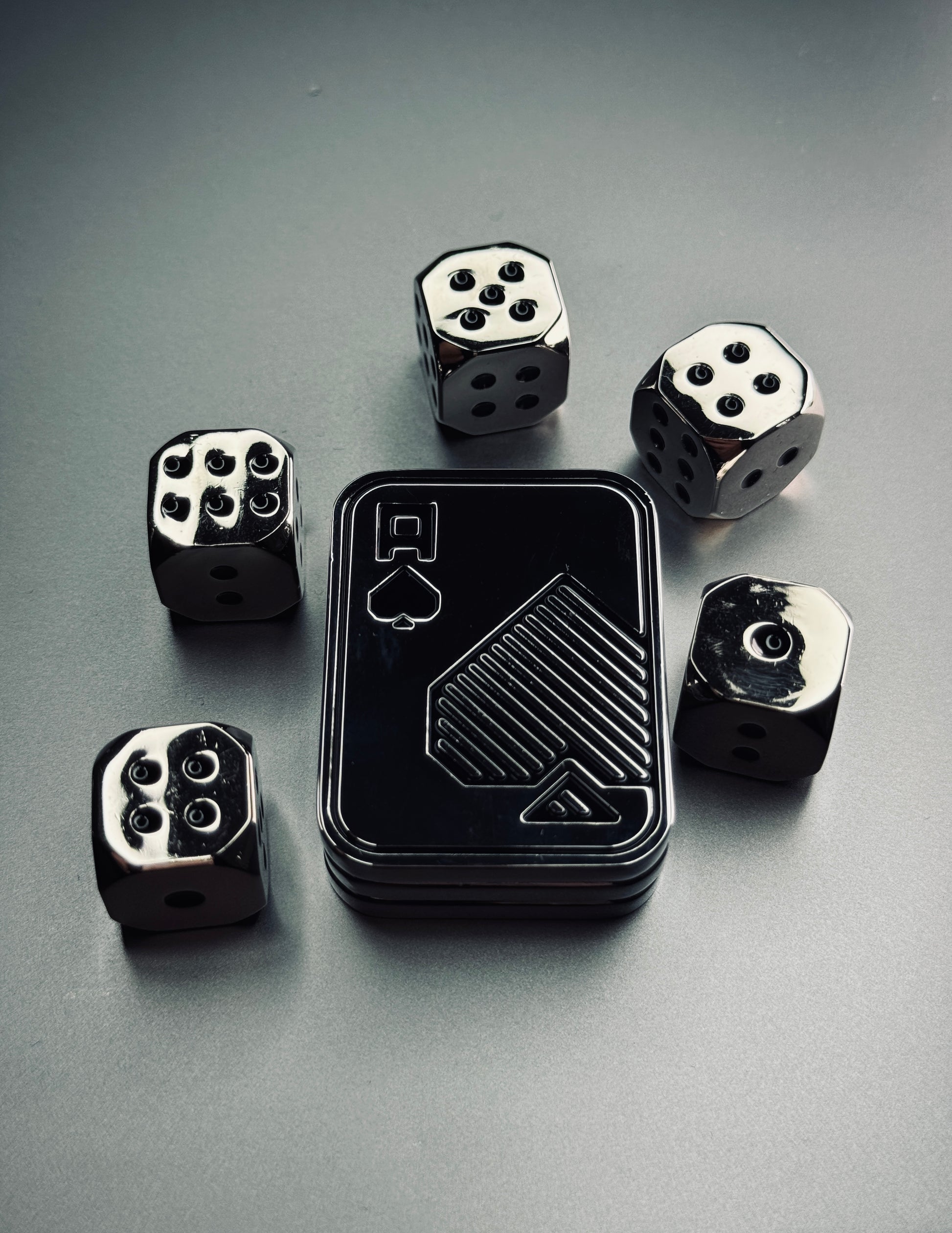 TACTIQLab. x INFINITE SLIDER - TRIPLE PLAYING CARD