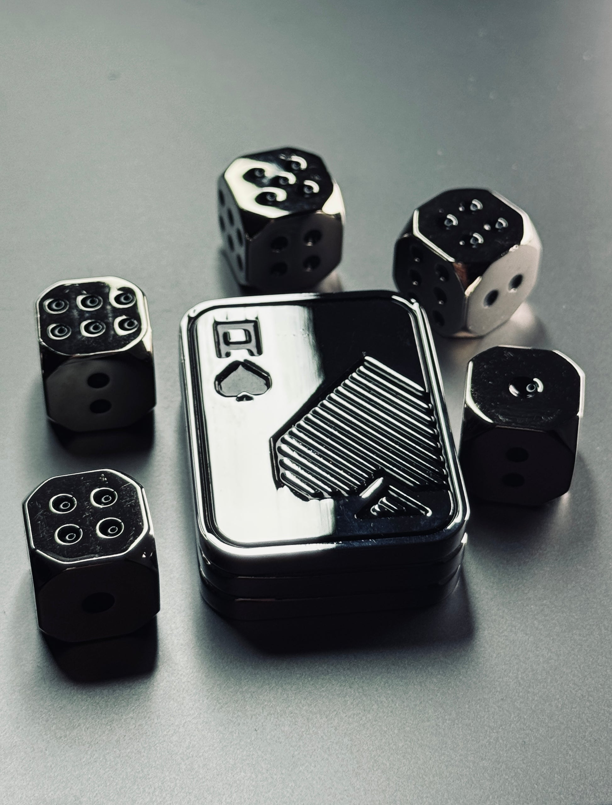 TACTIQLab. x INFINITE SLIDER - TRIPLE PLAYING CARD