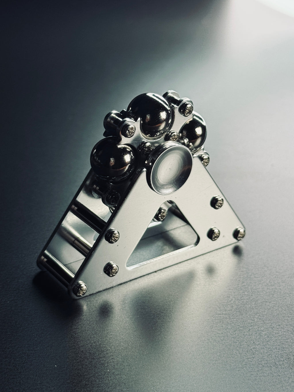 TACTIQLab. x FIDGET GADGET - PENDULUM