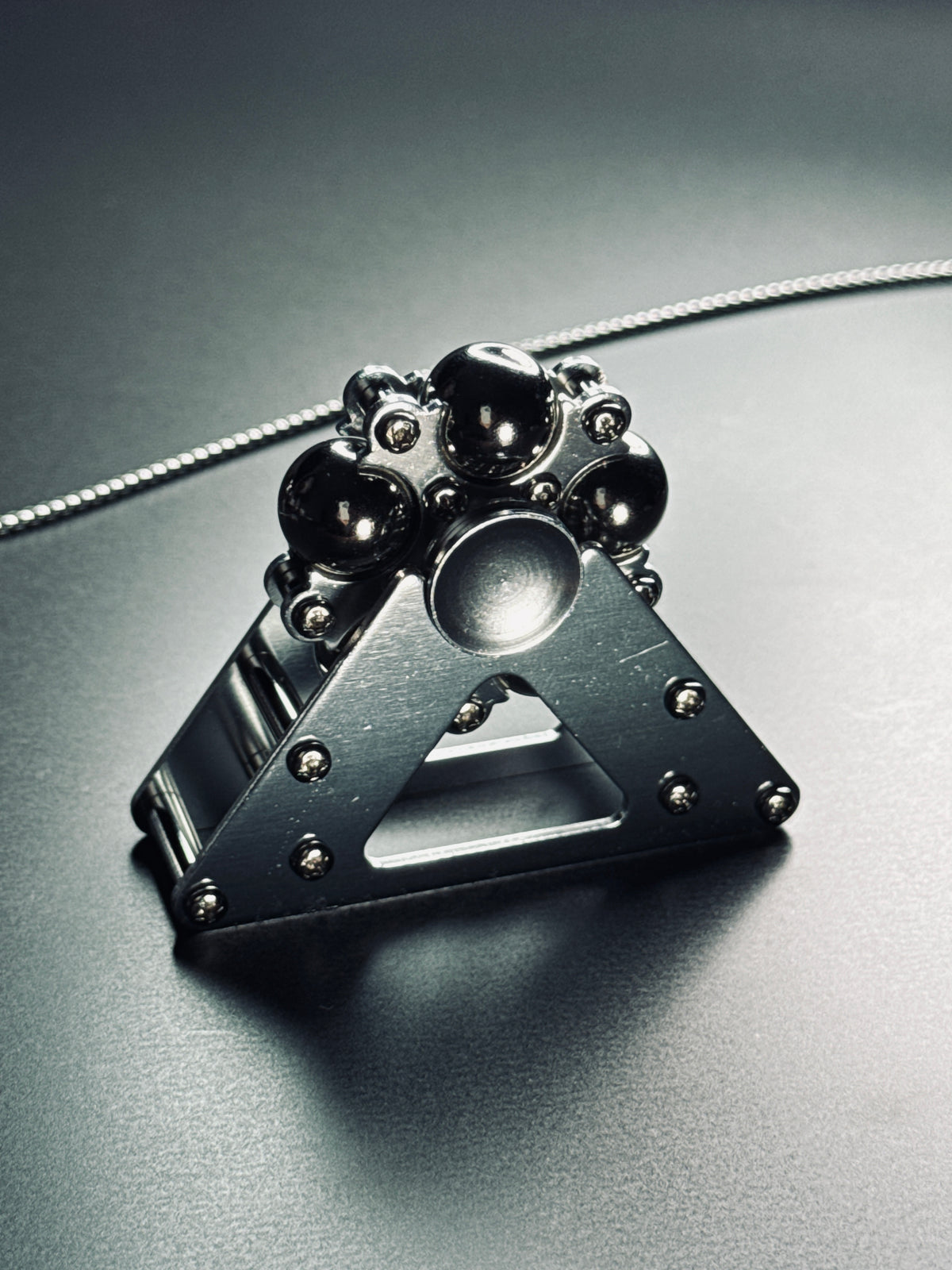 TACTIQLab. x FIDGET GADGET - PENDULUM