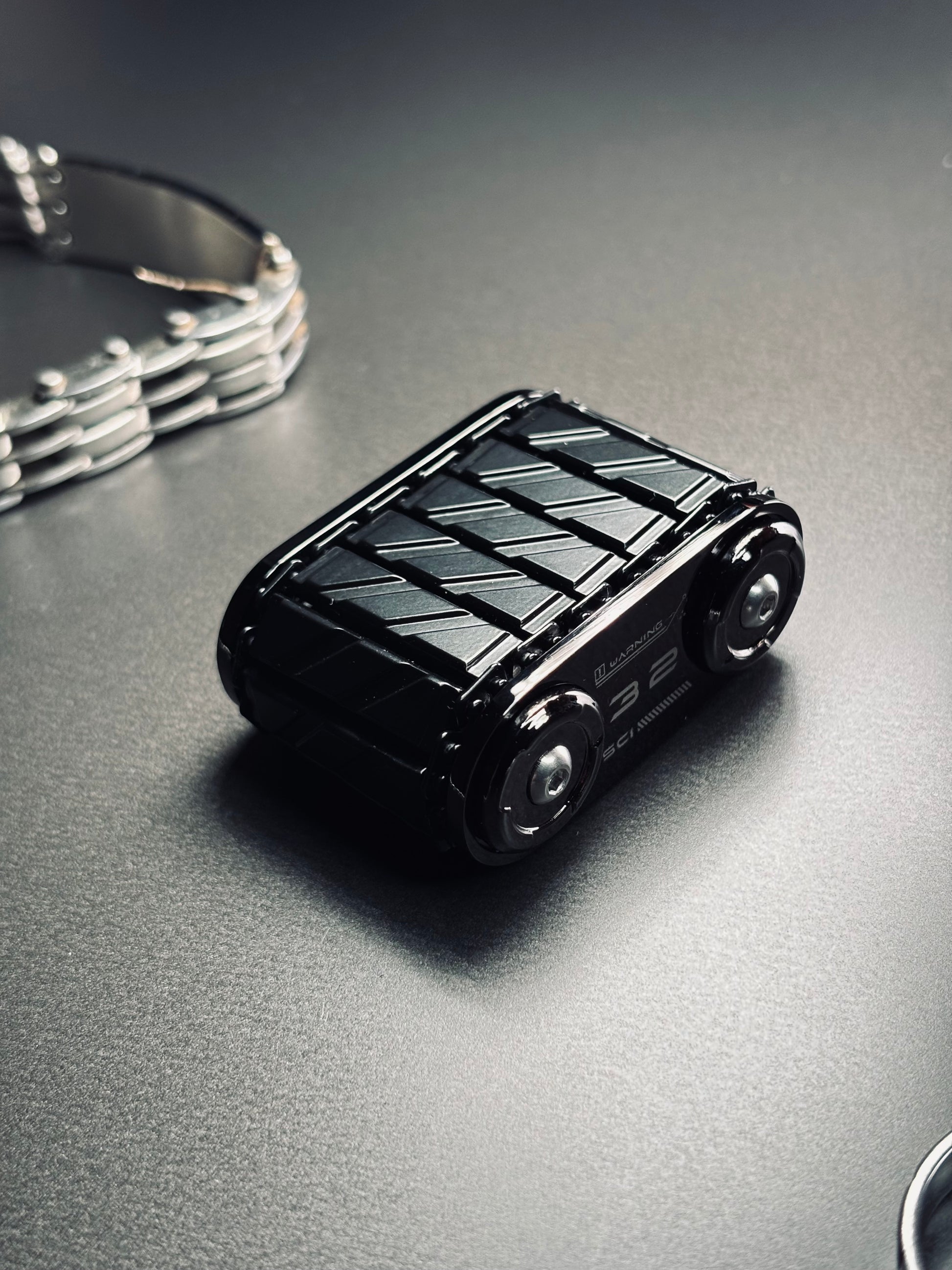 TACTIQLab. x FIDGET GADGET - CONVEYOR