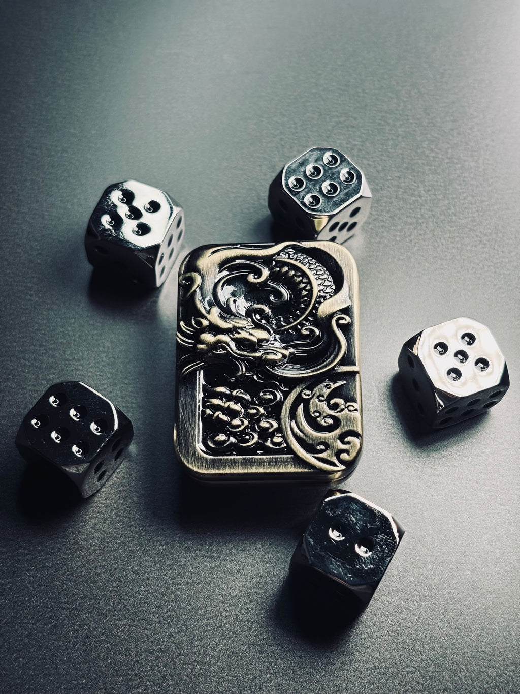 TACTIQLab. × INFINITE SLIDER – YAKUZA PLAYING CARD