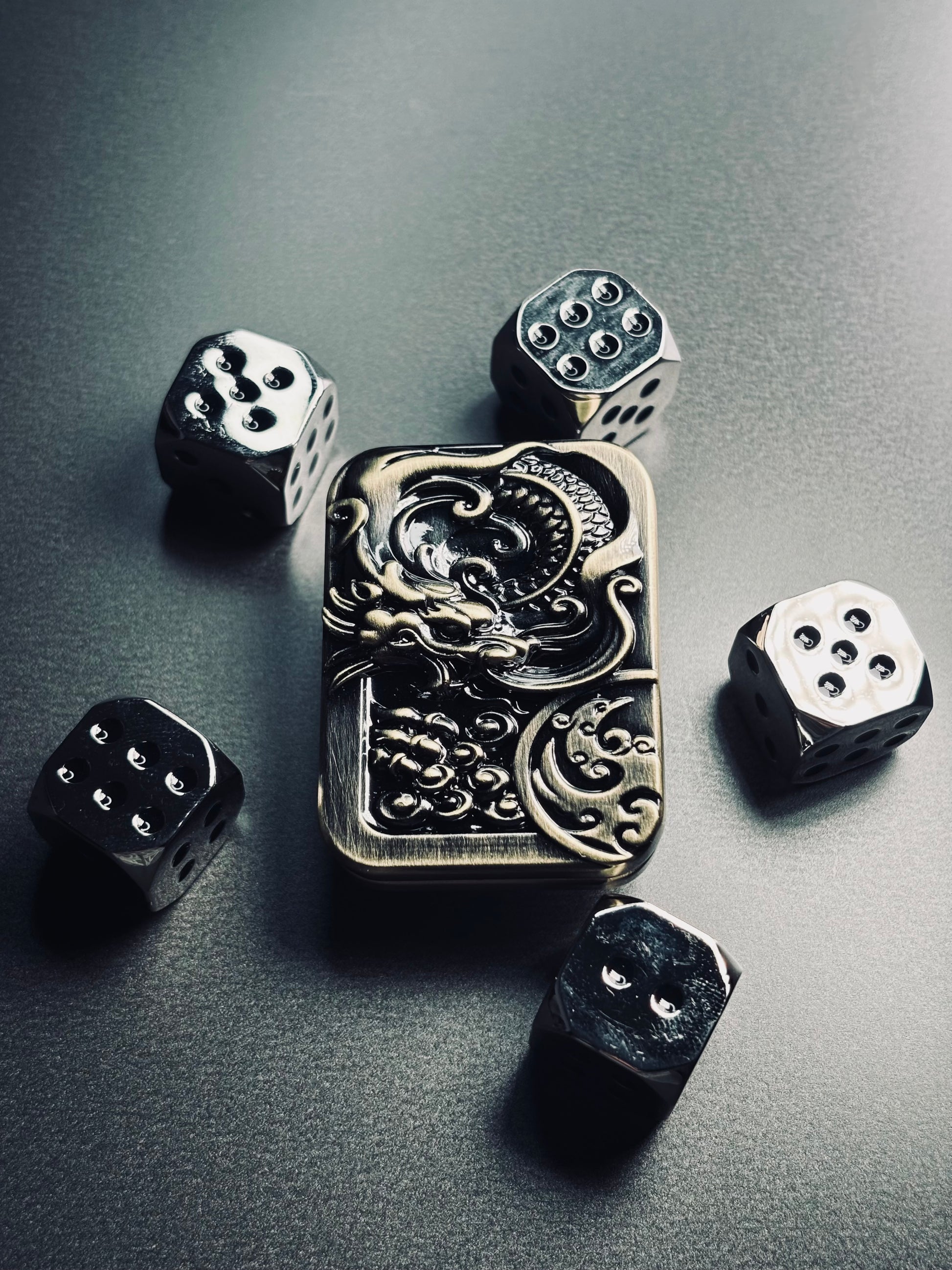 TACTIQLab. × INFINITE SLIDER – YAKUZA PLAYING CARD