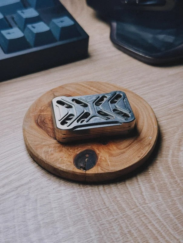 TACTIQLab. metal fidget tool