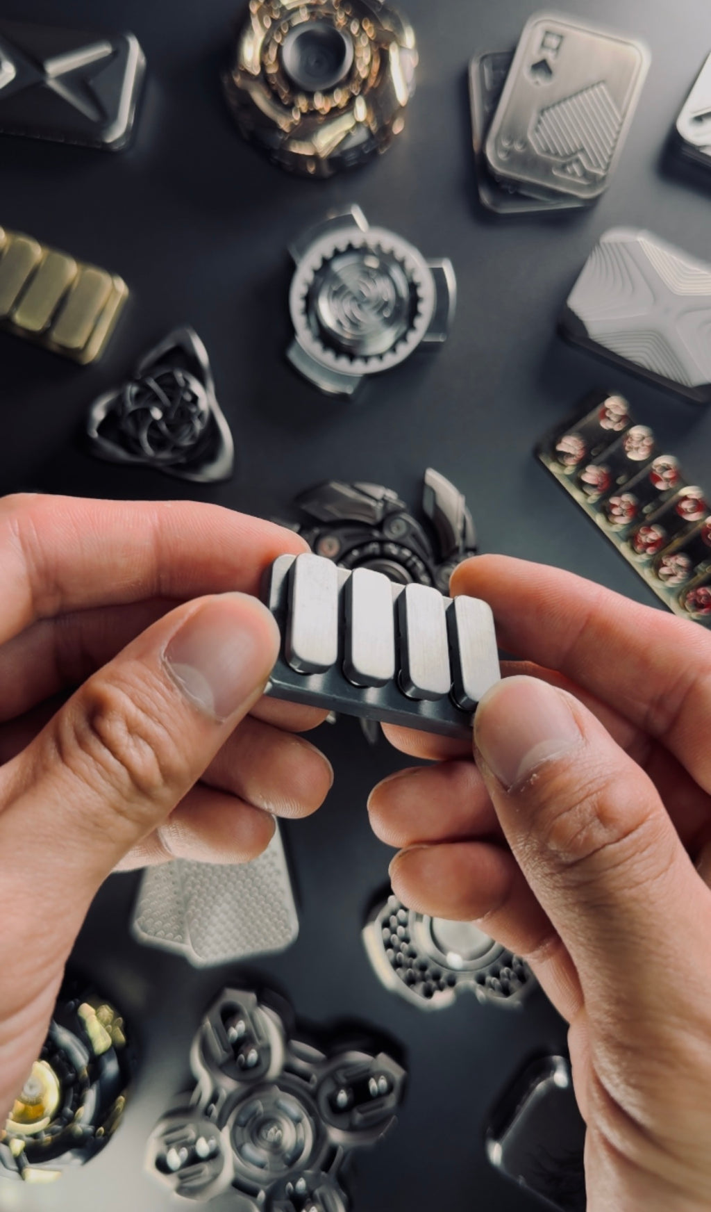 TACTIQLab. x FIDGET GADGET - SWITCH